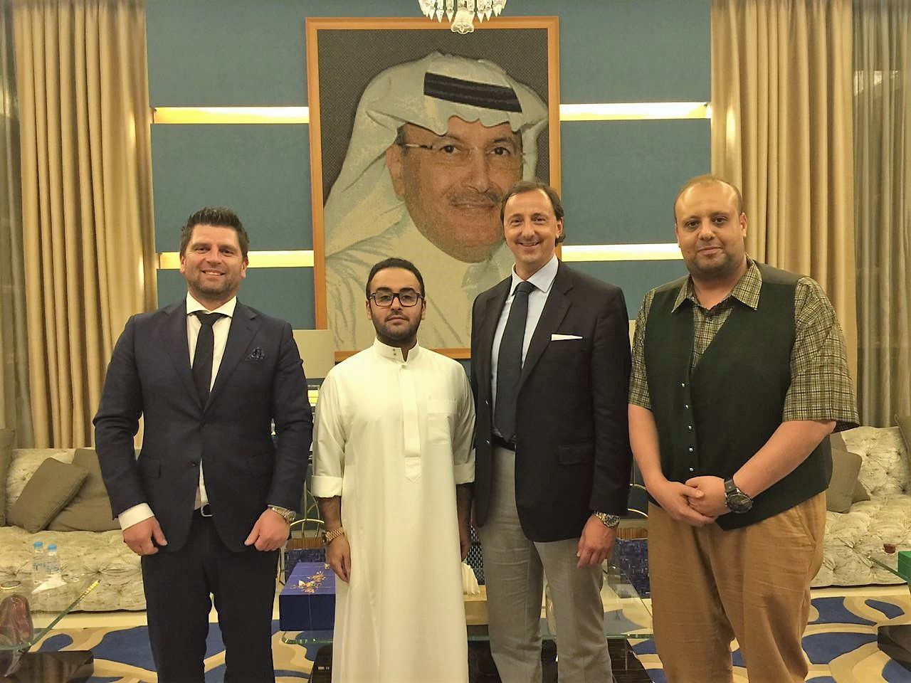 LCT trifft His Highness Prince Abdulaziz bin Khalid Bin Abdullah Royal Palace Jedda...